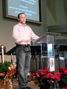Andy preaching at New Life Christian Fellowship in Grand Rapids