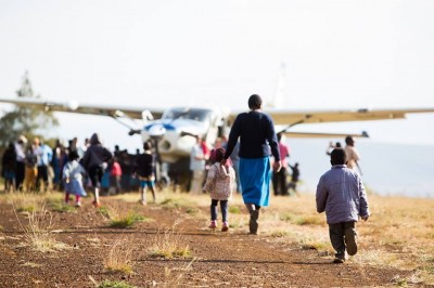 People to plane